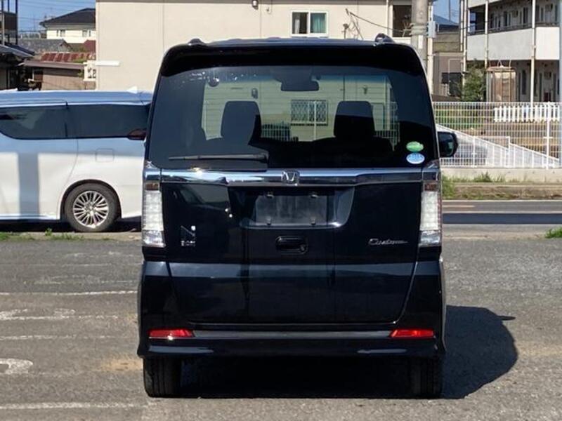N BOX CUSTOM