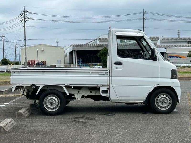 MINICAB TRUCK
