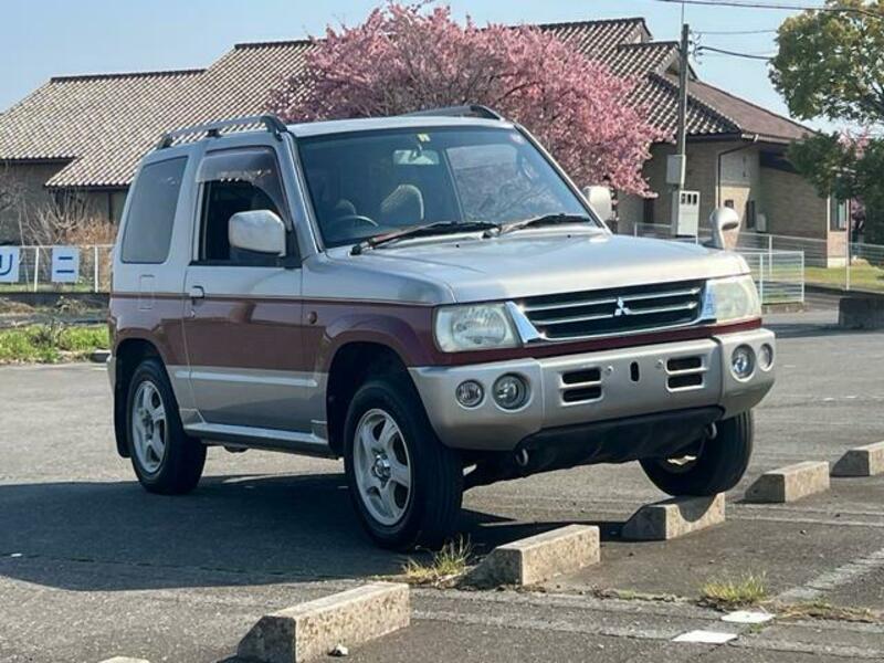 PAJERO MINI