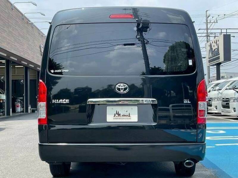 HIACE VAN