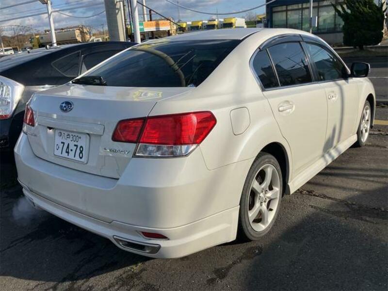 LEGACY B4