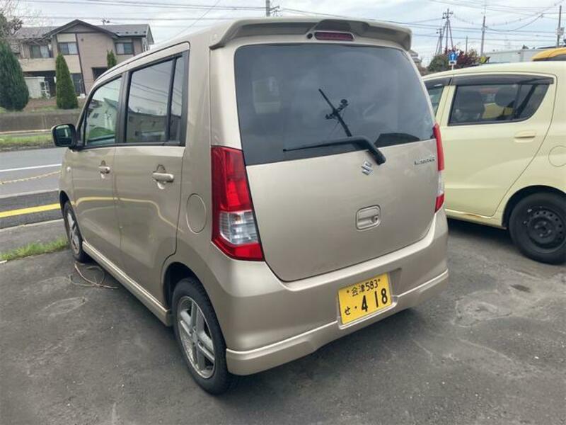 WAGON R