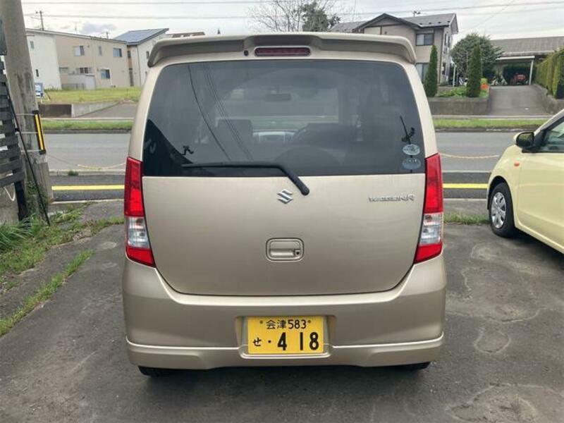 WAGON R