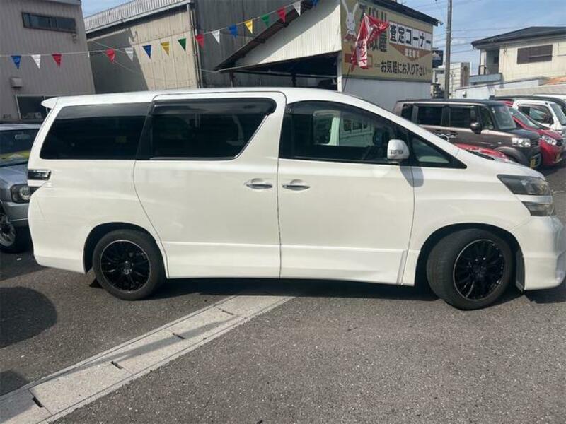 VELLFIRE