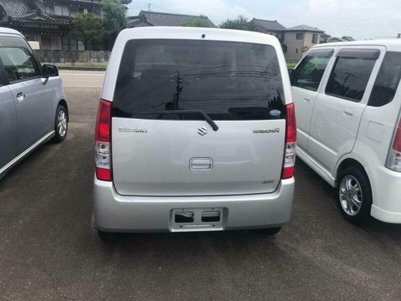 WAGON R
