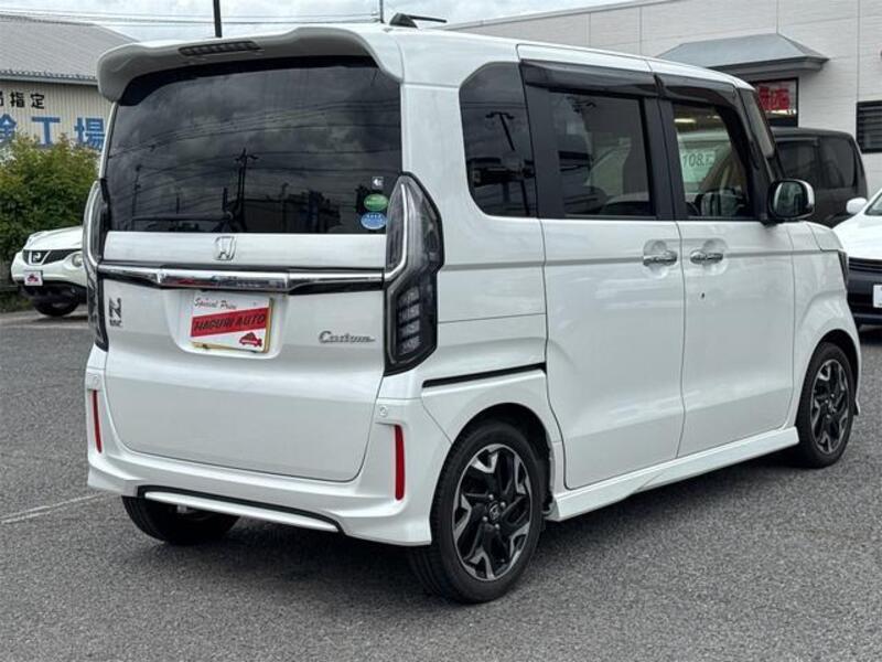 N BOX CUSTOM