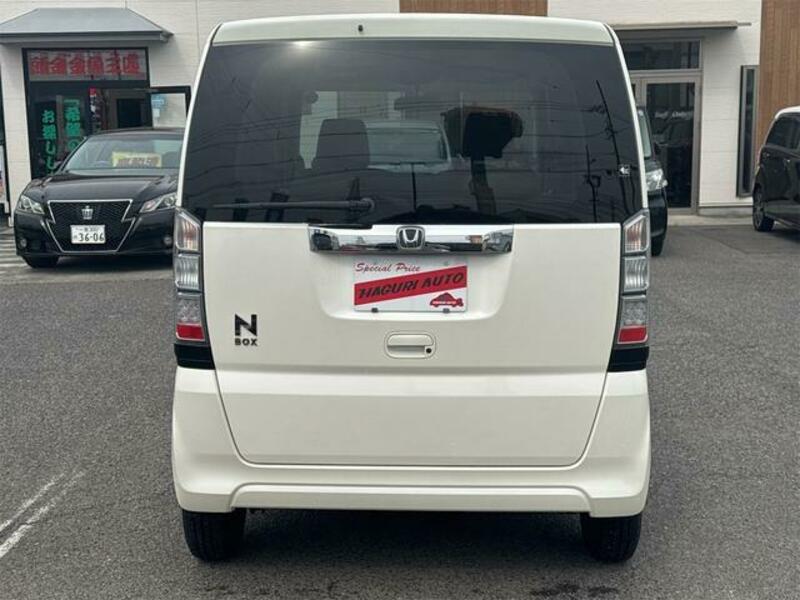 N BOX