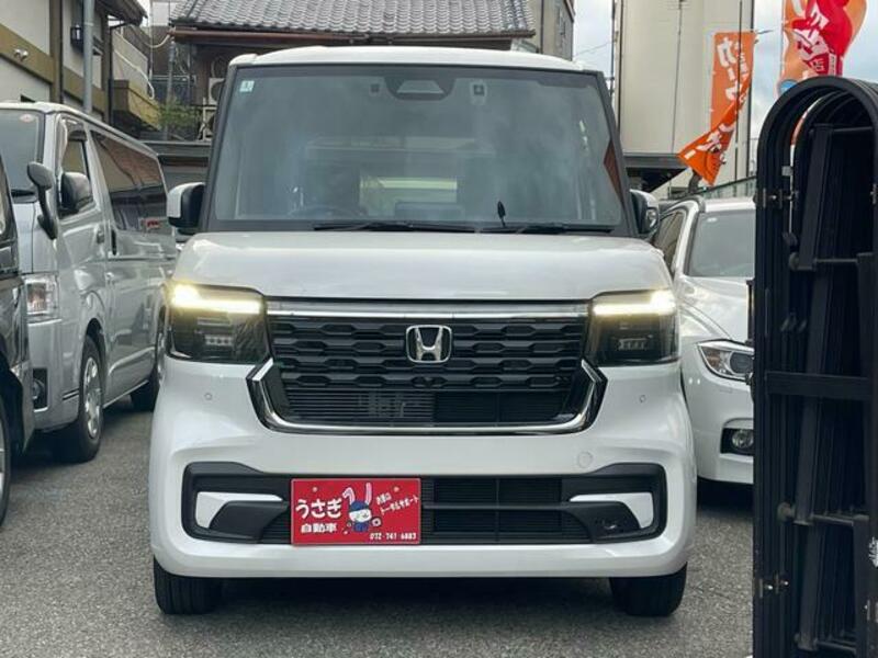 N BOX CUSTOM