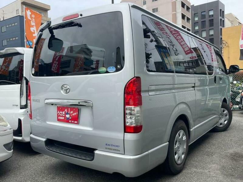 HIACE VAN