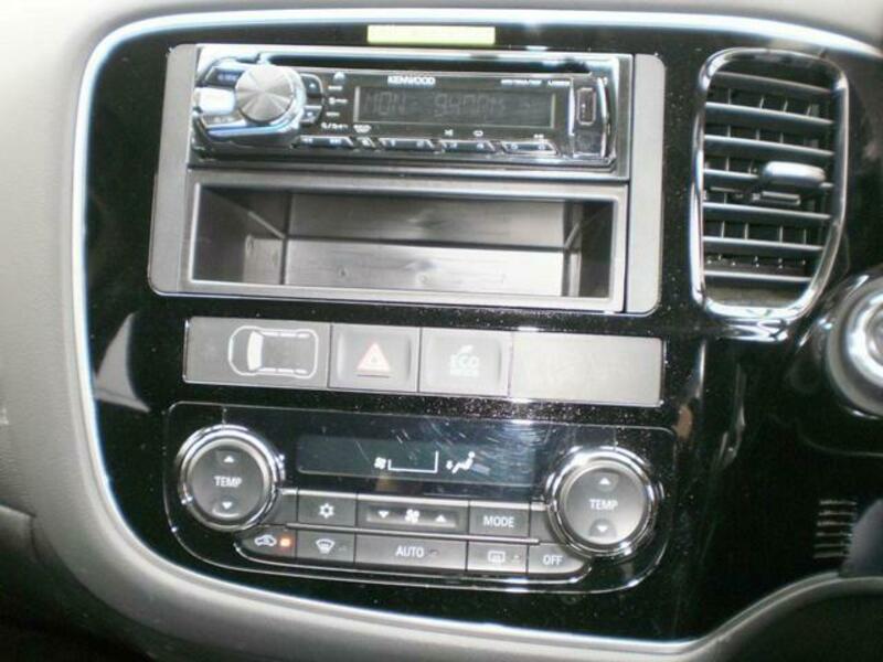 OUTLANDER PHEV