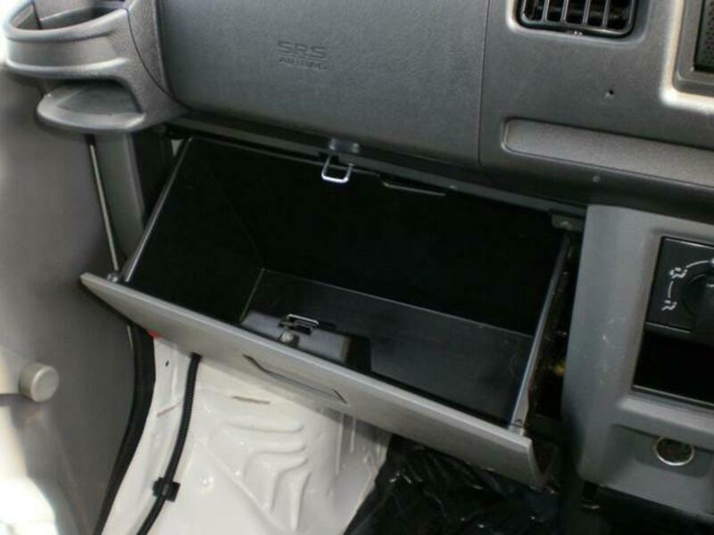 MINICAB MIEV