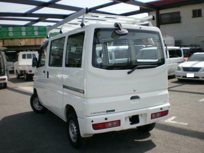 MINICAB MIEV