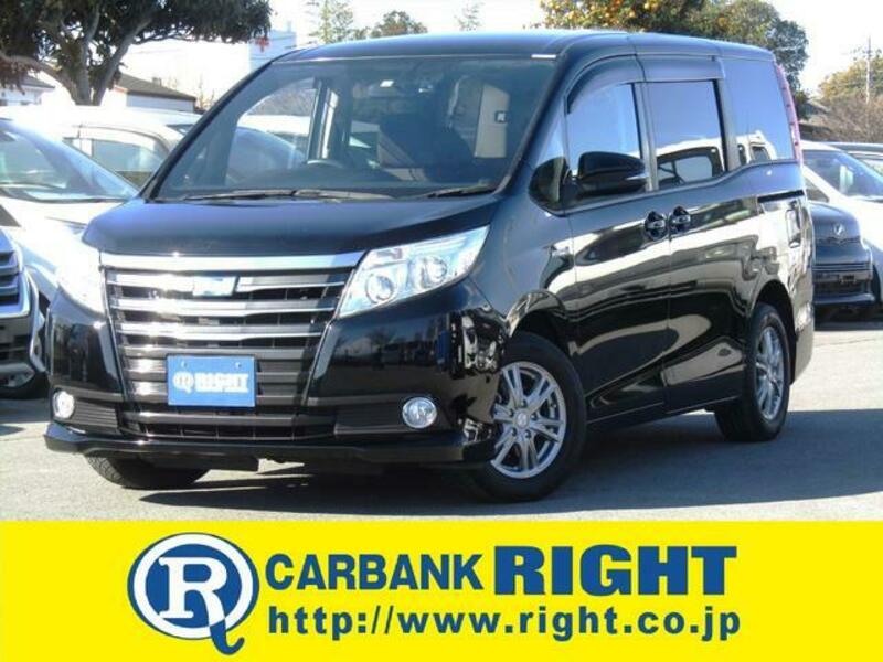 TOYOTA NOAH