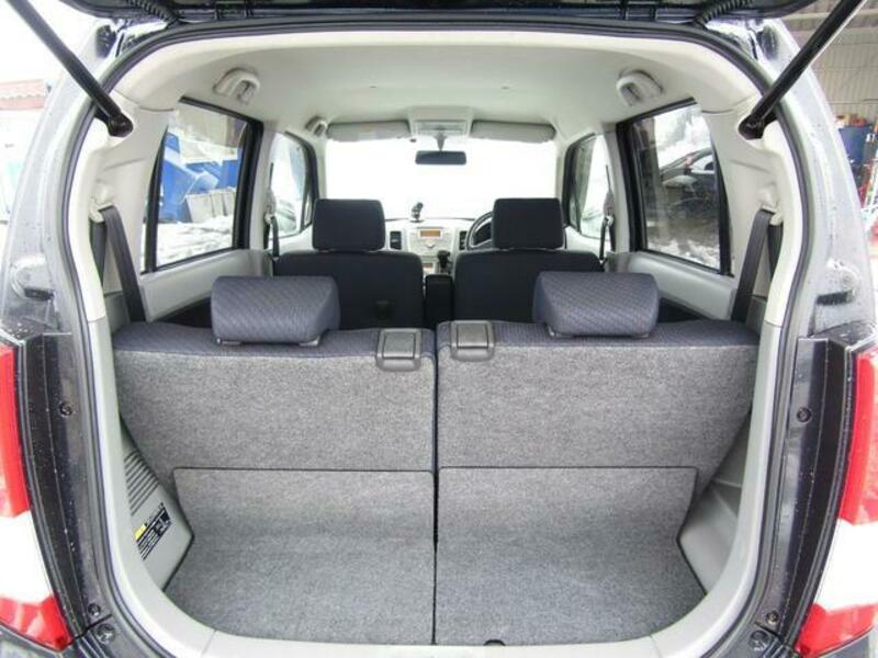 WAGON R