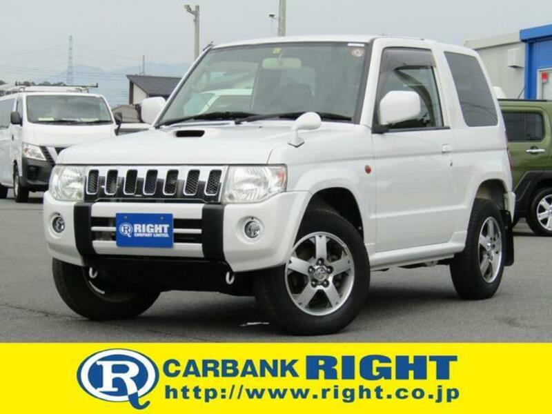 MITSUBISHI PAJERO MINI
