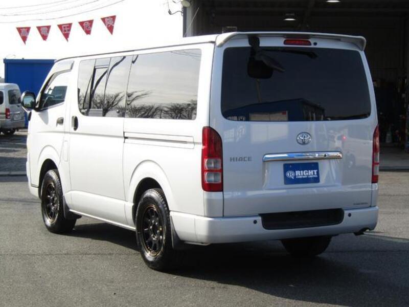 HIACE VAN