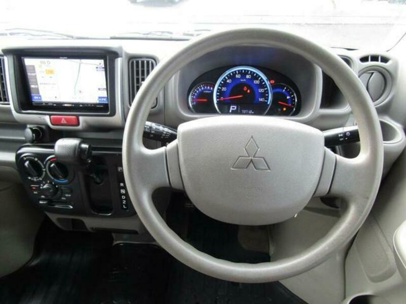 MINICAB VAN