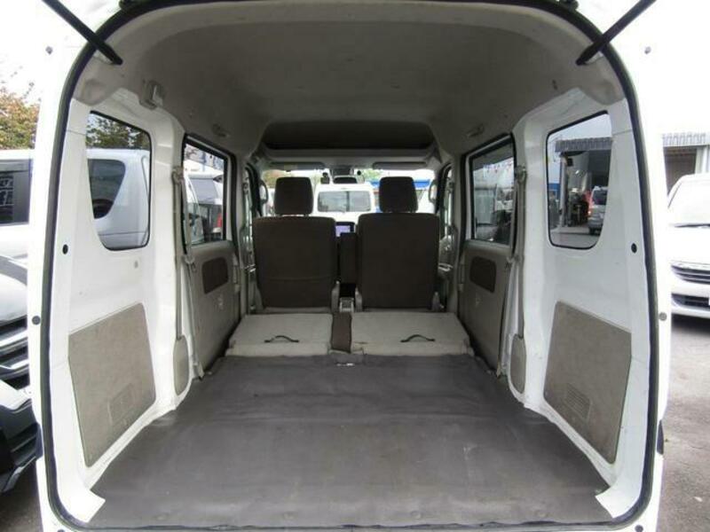 MINICAB VAN