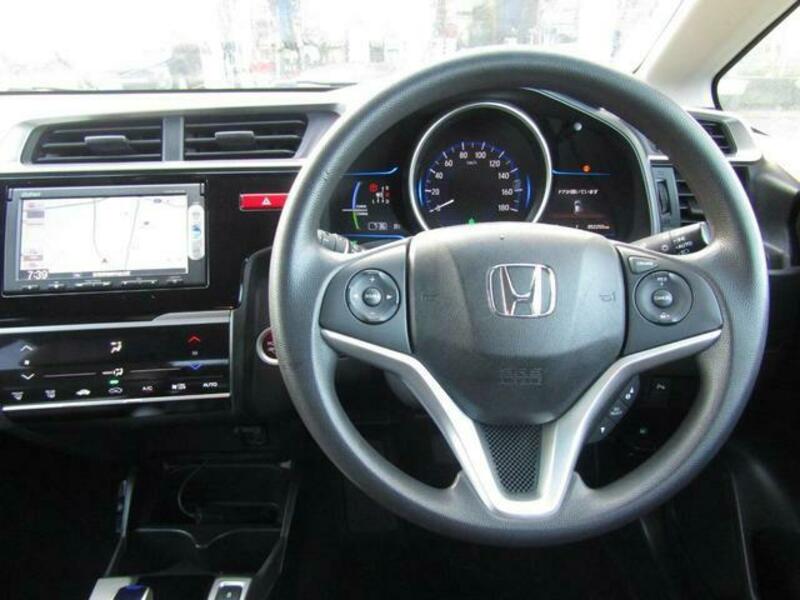 FIT HYBRID