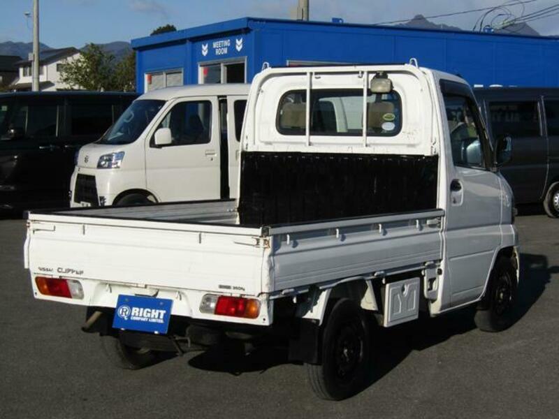CLIPPER TRUCK