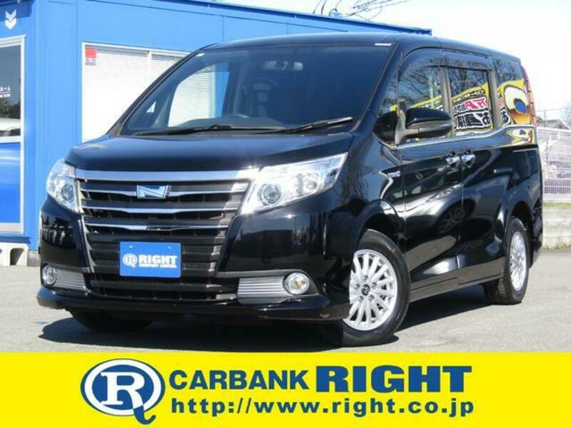 TOYOTA NOAH