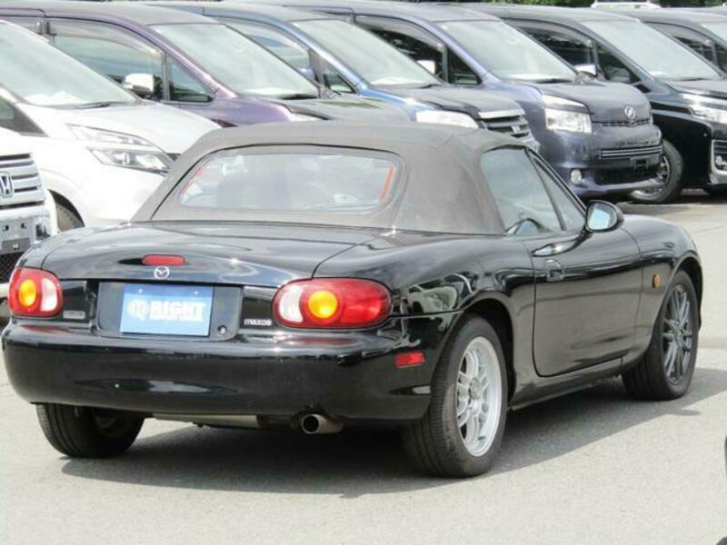 ROADSTER