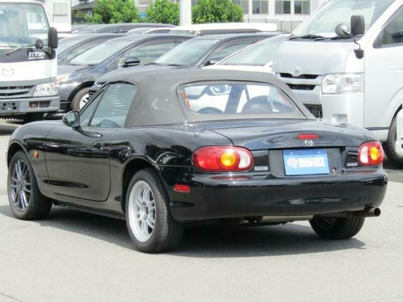 ROADSTER