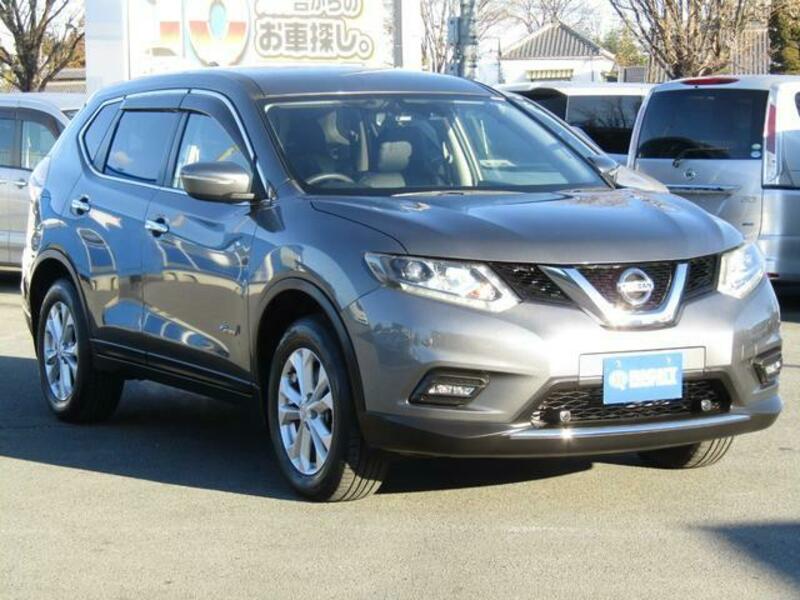 X-TRAIL