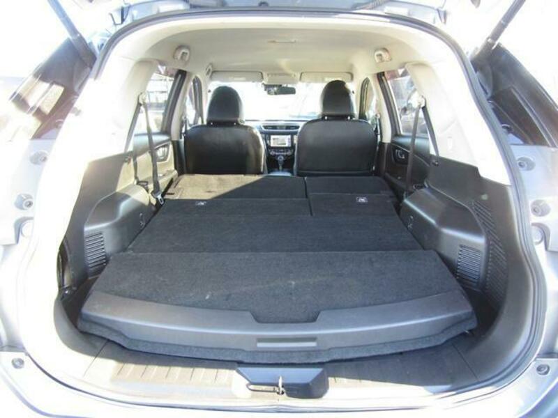 X-TRAIL