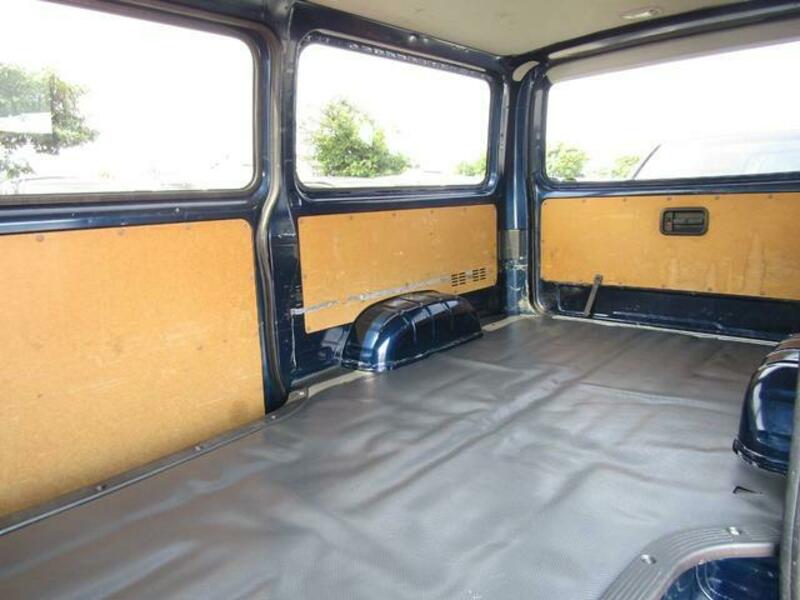 HIACE VAN
