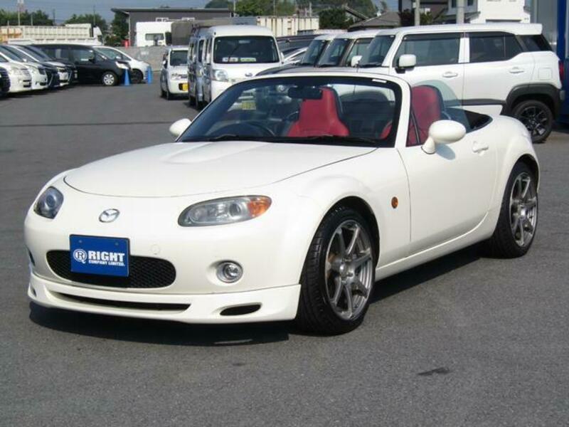 ROADSTER