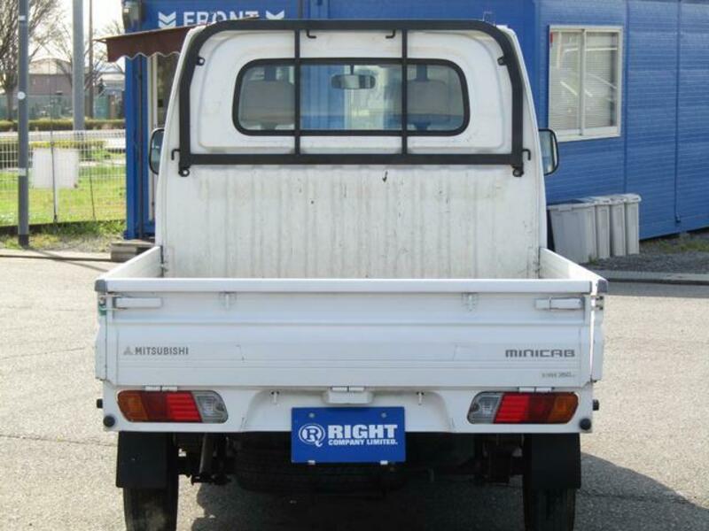 MINICAB TRUCK