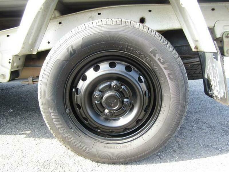 MINICAB TRUCK
