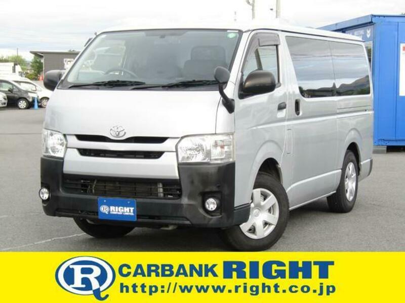 TOYOTA HIACE VAN