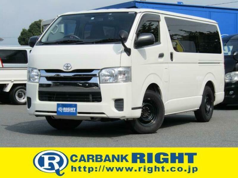 TOYOTA HIACE VAN