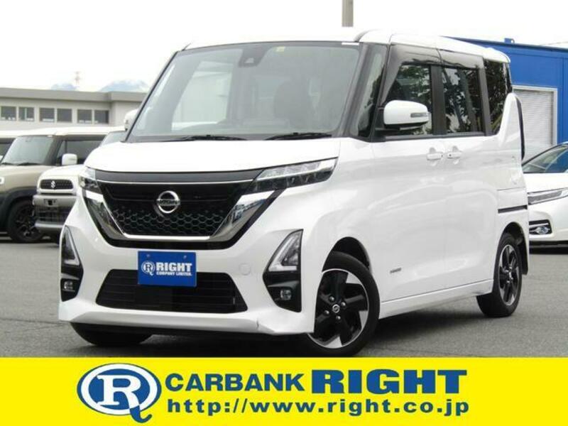 NISSAN ROOX