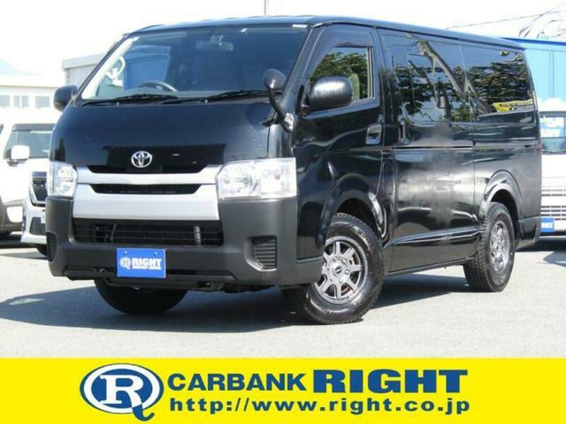 TOYOTA HIACE VAN