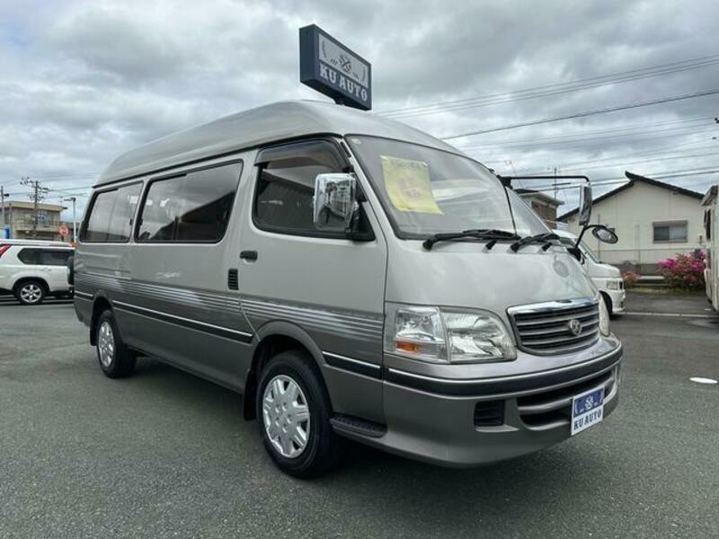 TOYOTA HIACE WAGON