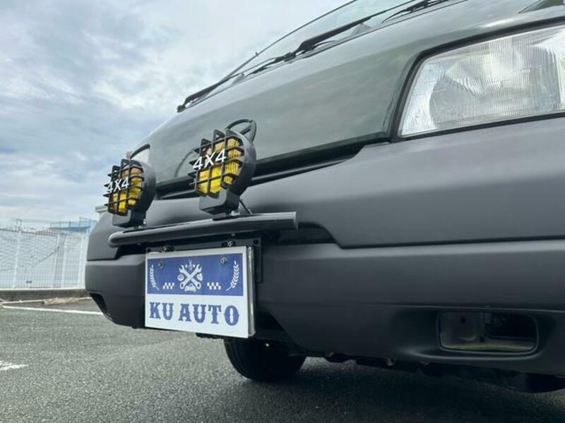 BONGO VAN