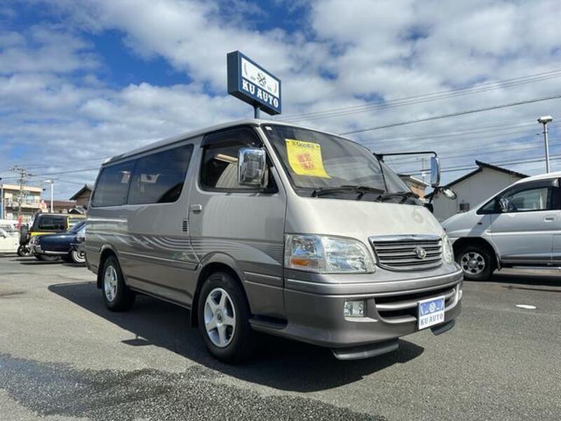 TOYOTA HIACE WAGON