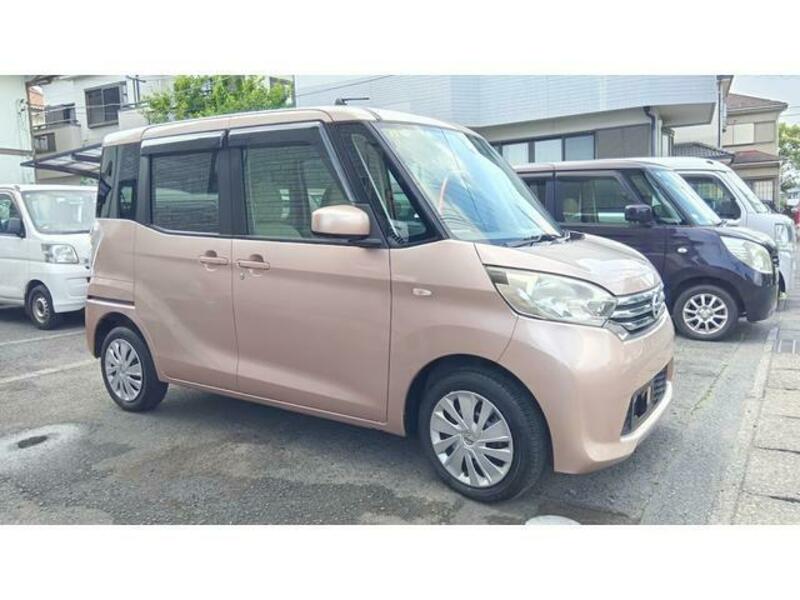 NISSAN DAYZ ROOX