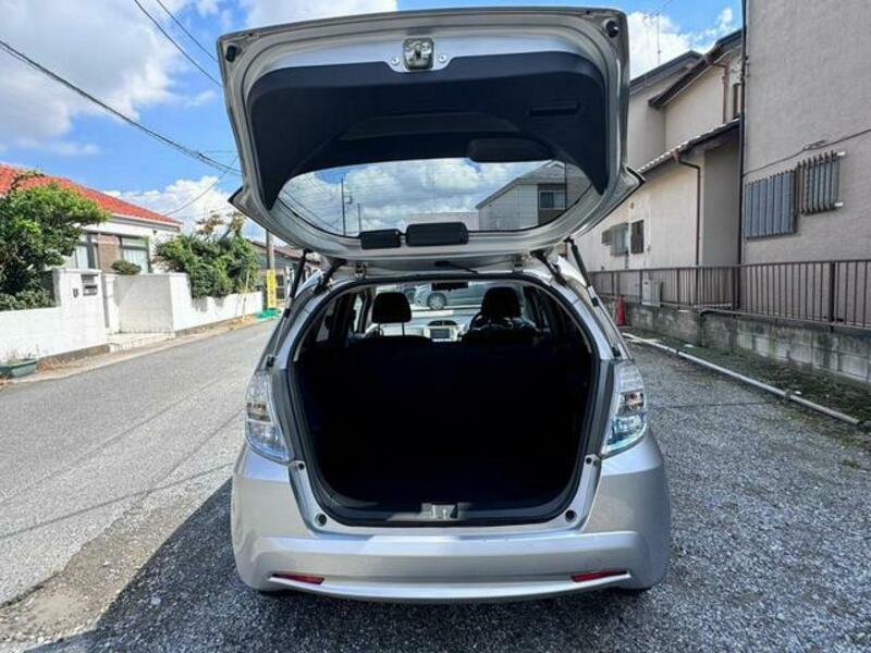 FIT HYBRID