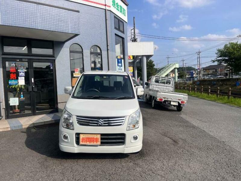 WAGON R