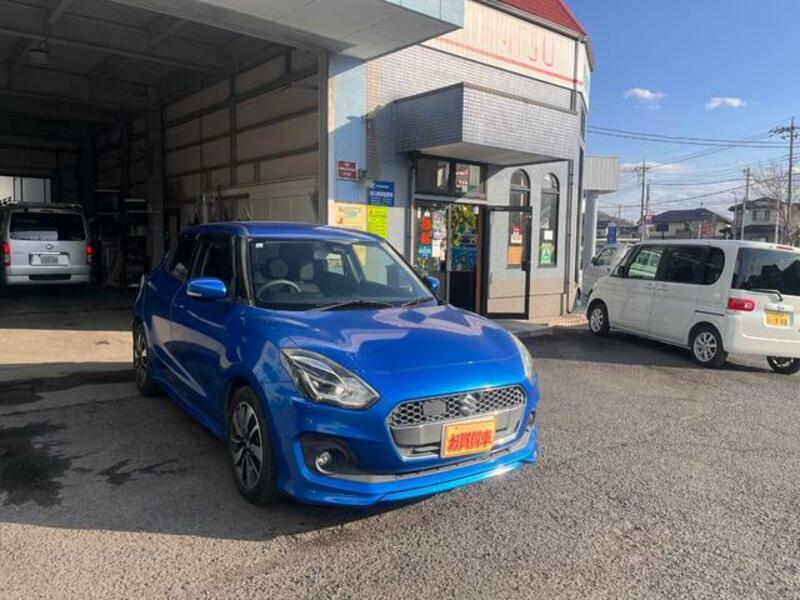 SUZUKI SWIFT