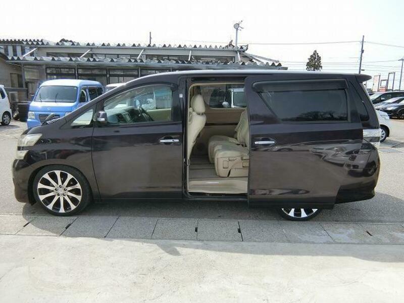 VELLFIRE