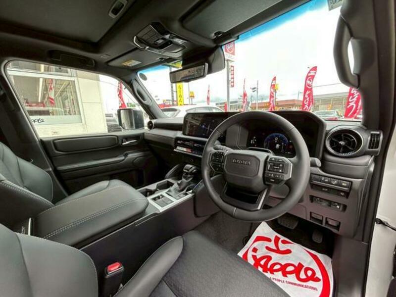 LAND CRUISER 250