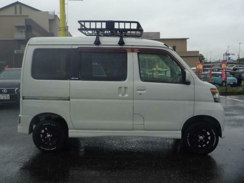 ATRAI WAGON