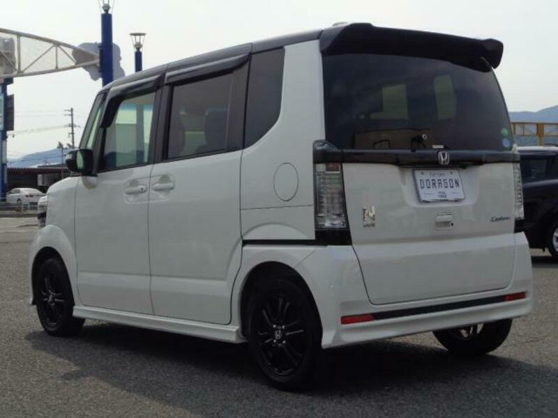 N BOX CUSTOM
