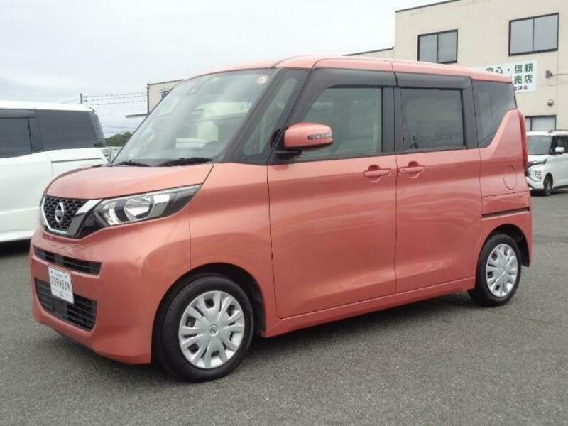 NISSAN ROOX