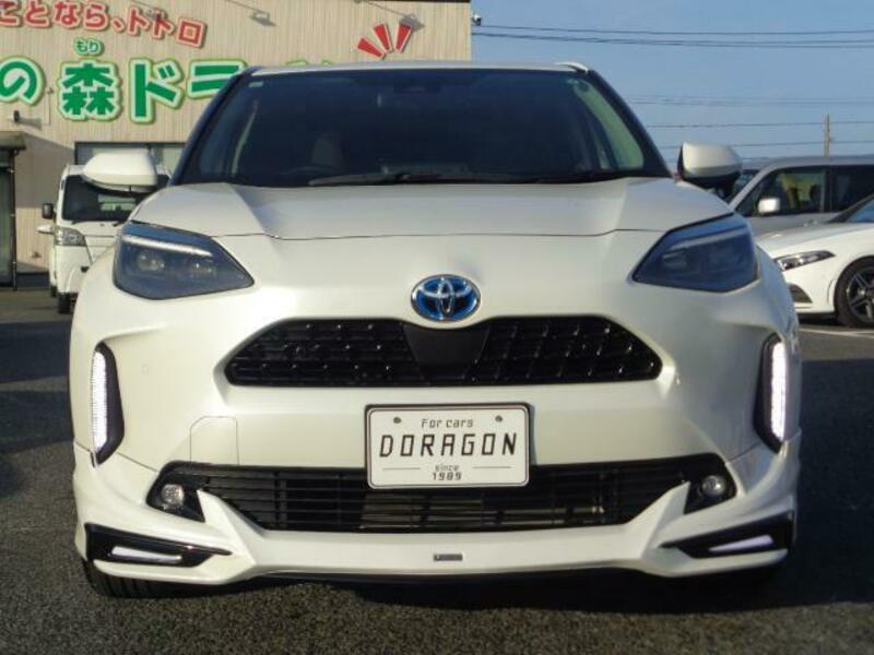 YARIS CROSS